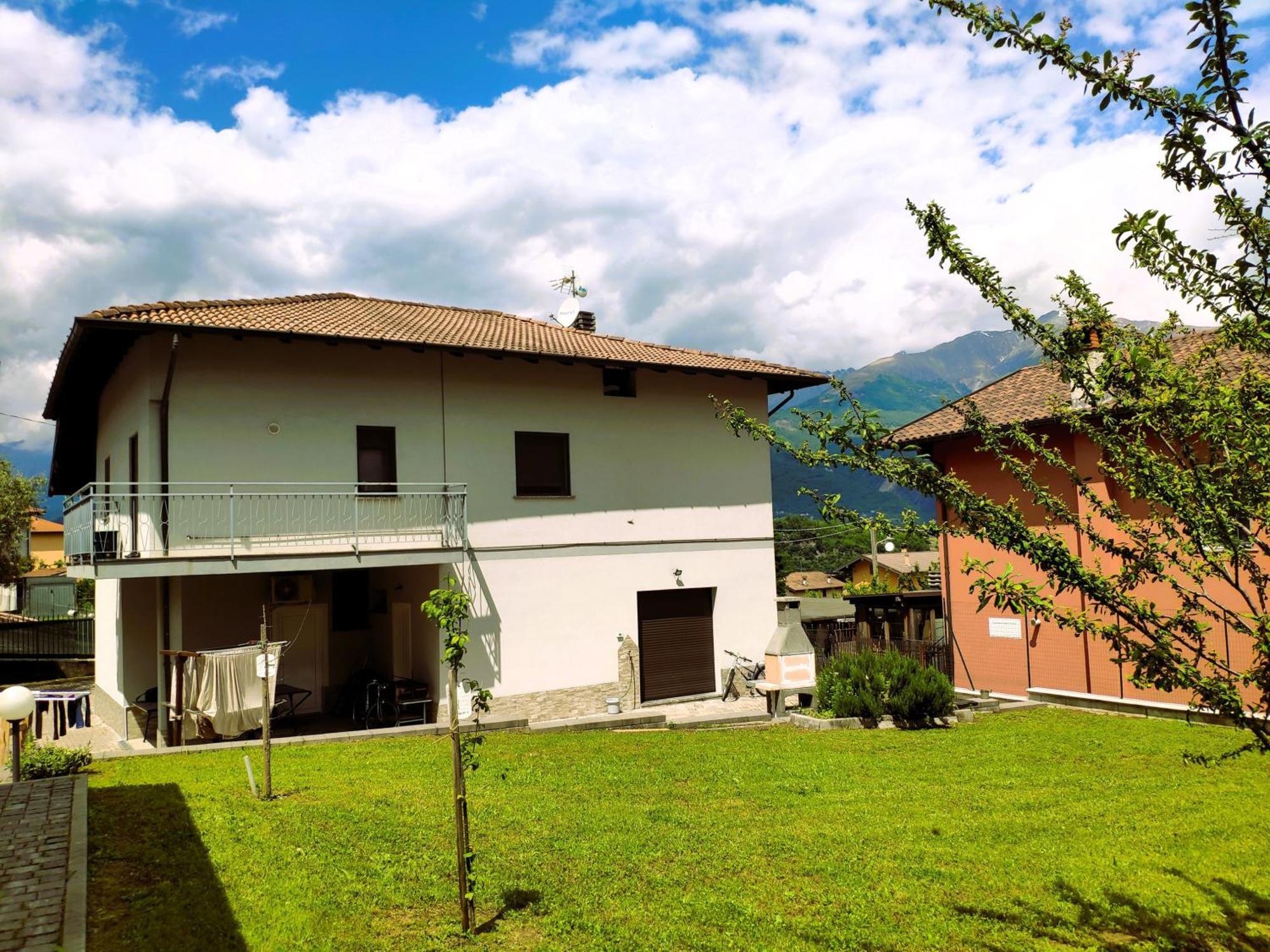 Chiaro House Colico Exterior foto